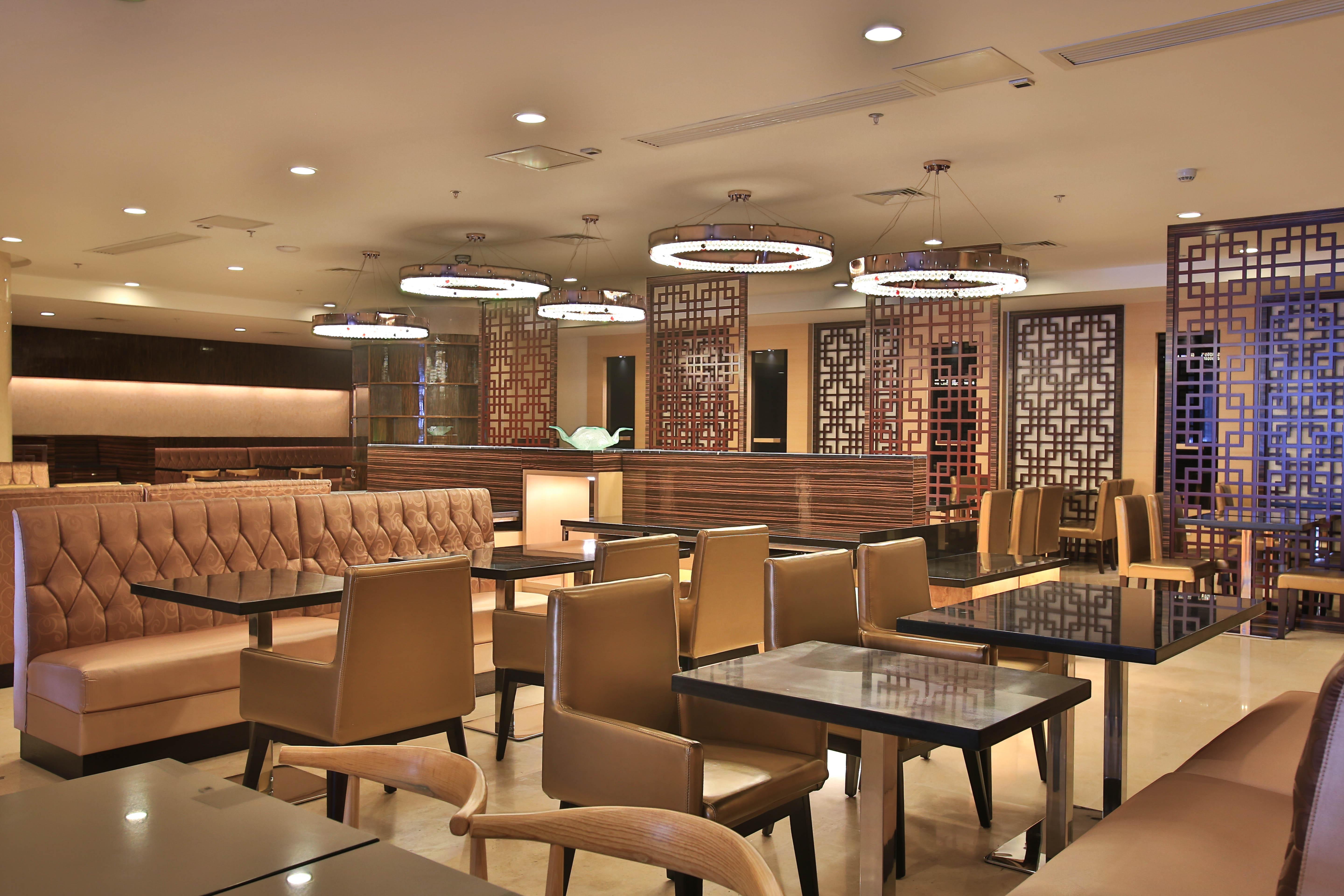 สวิส-เบลโฮเต็ล บลูเลน Hotel มะนิลา ภายนอก รูปภาพ