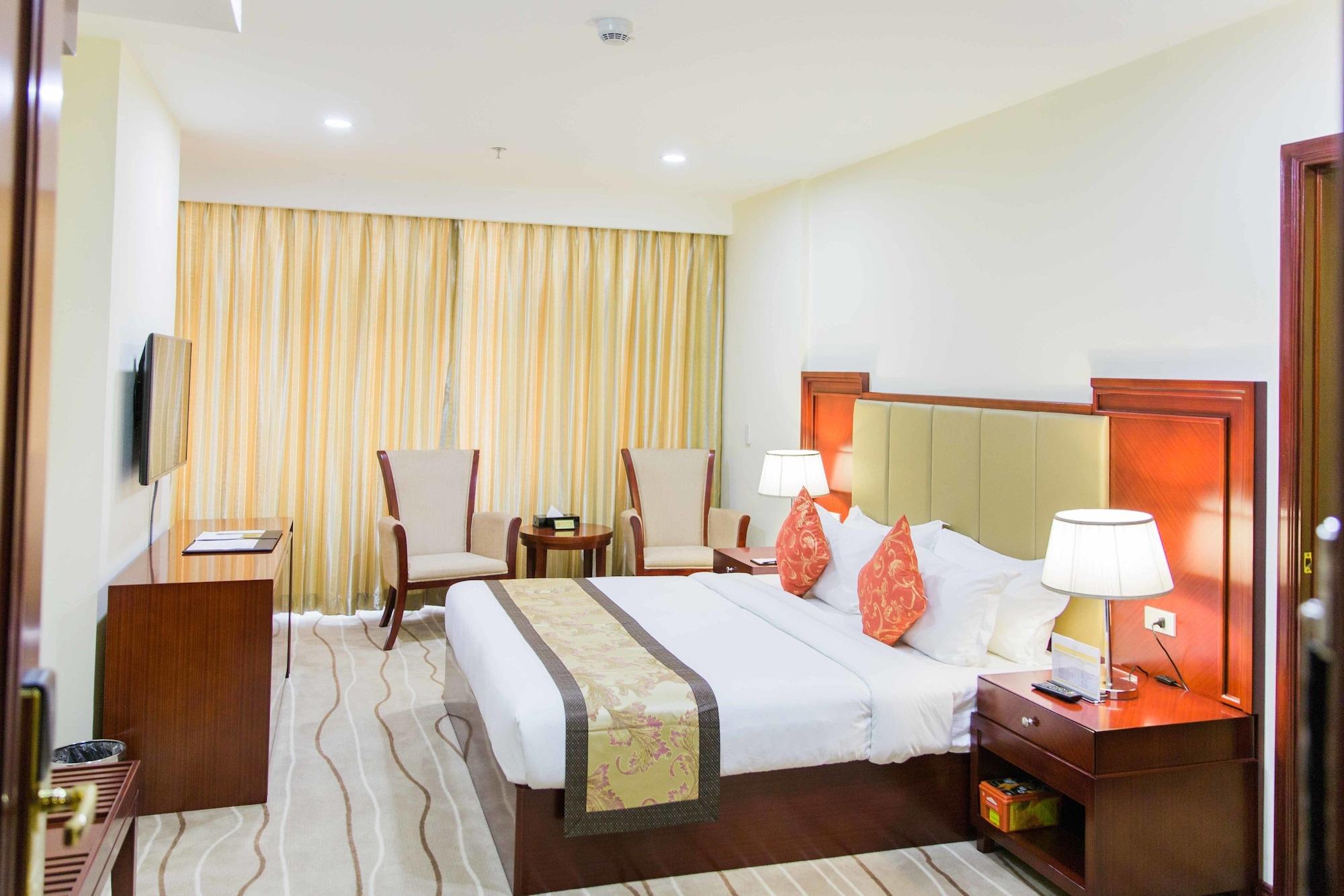 สวิส-เบลโฮเต็ล บลูเลน Hotel มะนิลา ภายนอก รูปภาพ