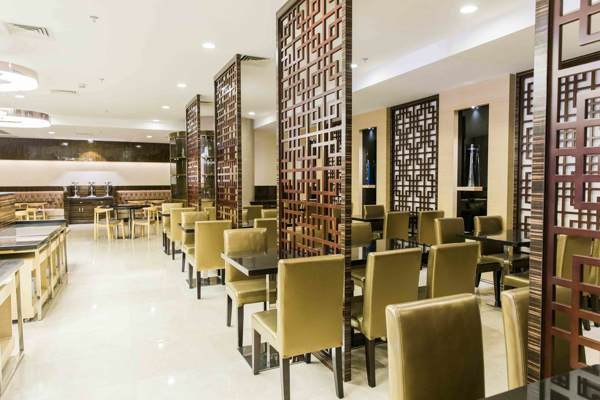 สวิส-เบลโฮเต็ล บลูเลน Hotel มะนิลา ภายนอก รูปภาพ